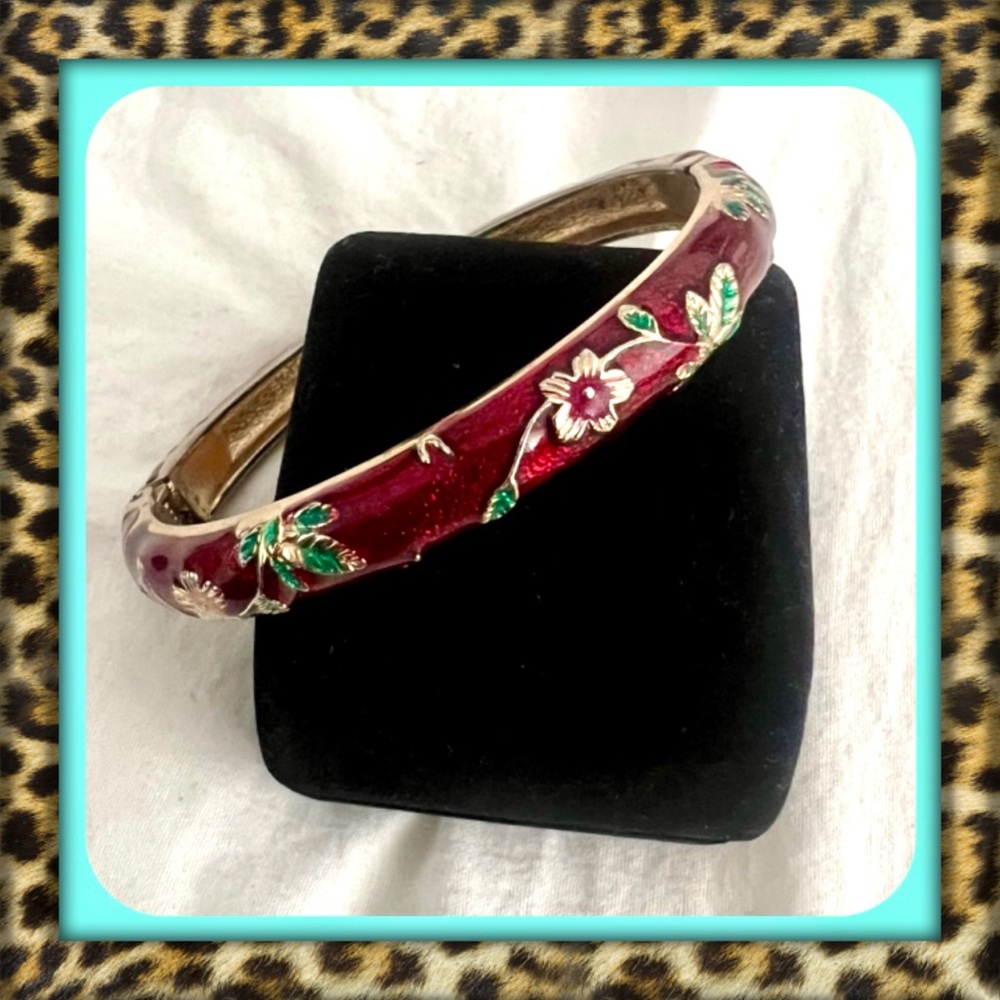 👑✅PRICE FIRM✅ Elegant Floral Enamel Bangle Bracelet